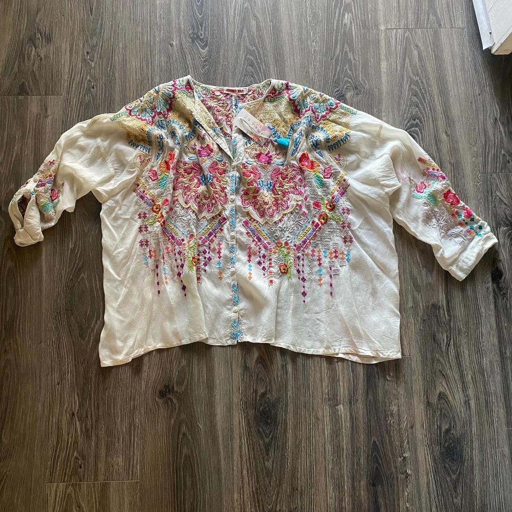 JOHNNY WAS Embroidered Tunic Blouse Top NEW NWT Size XL Valley Button Down - Picture 3 of 10